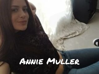 Annie_Muller