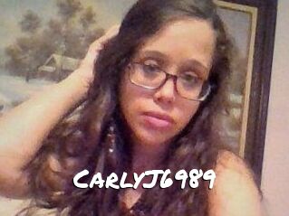 CarlyJ6989