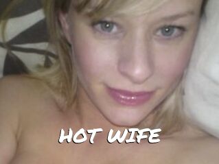 HOT_WIFE