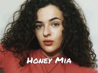 Honey_Mia