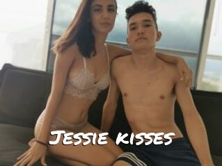 Jessie_kisses