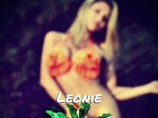 Leonie