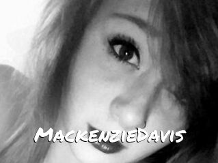 Mackenzie_Davis
