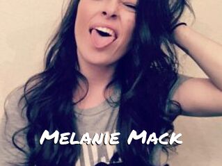 Melanie_Mack