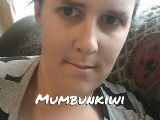 Mum_bun_kiwi