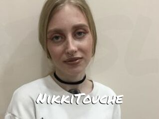 NikkiTouche