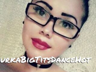 NiurkaBigTitsDanceHot