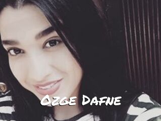 Ozge_Dafne